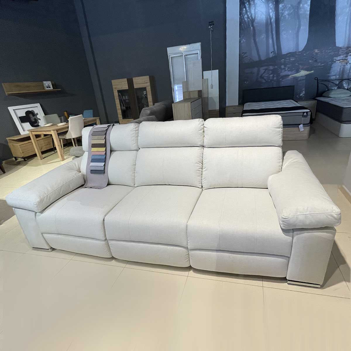 ALBAIDA model chaise longue.