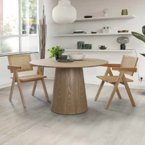 Mesa de comedor modelo RIOLA.