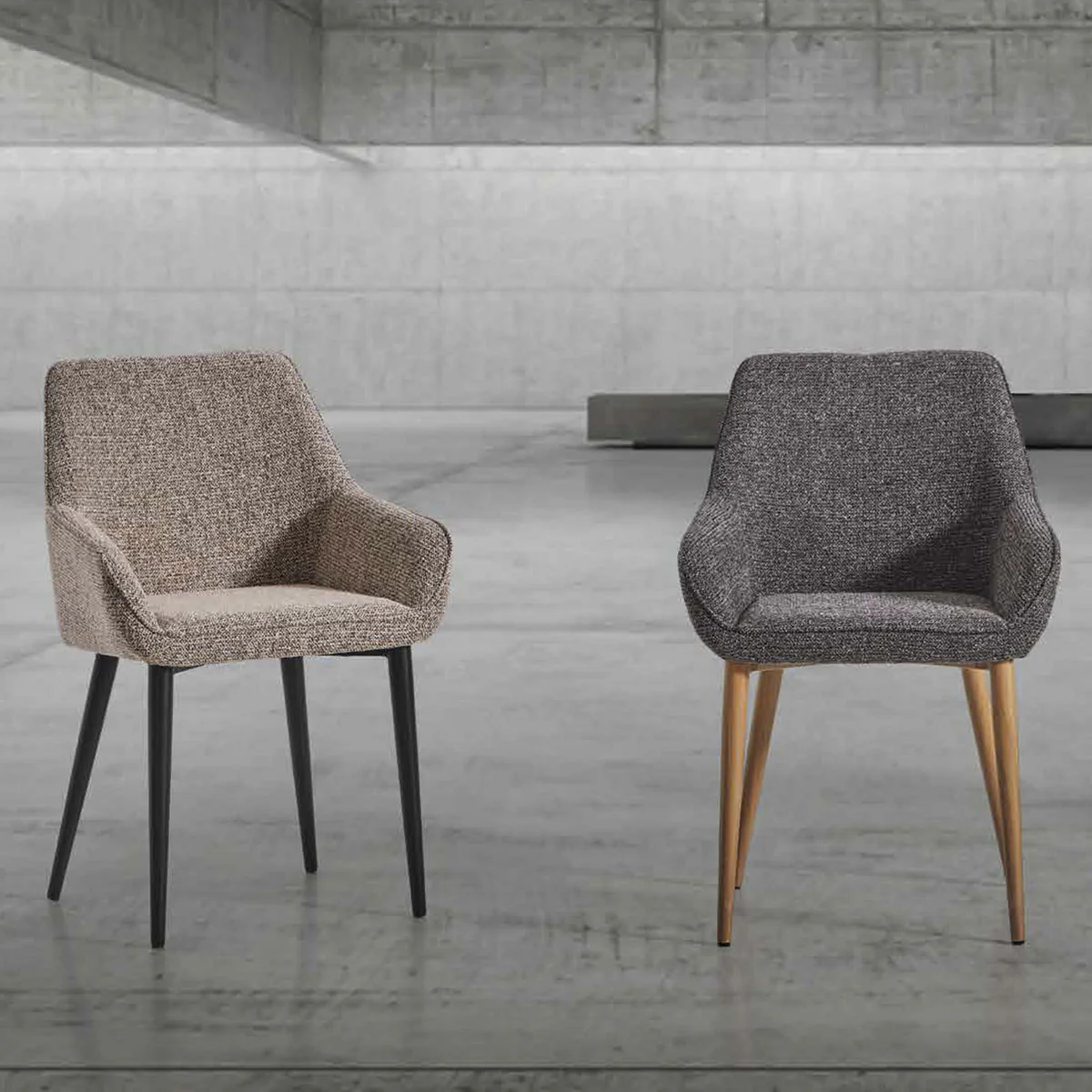 Conjunto de 2 Sillas tapizadas en tela MILAN, modelo XÀTIVA.